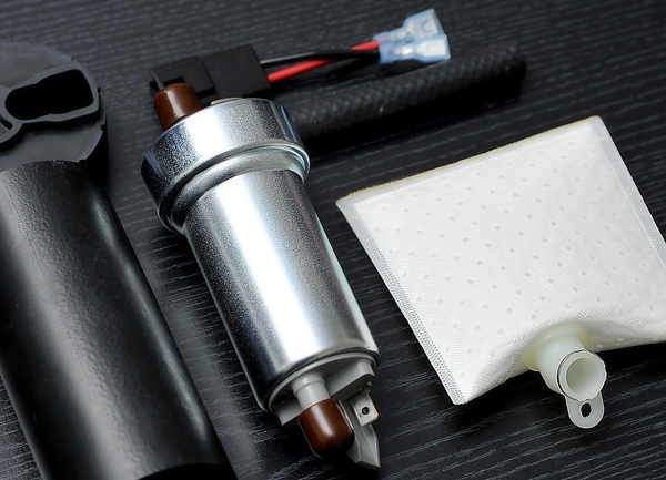 ���������� Walbro TCD300HP-2 400 �/� �������� �������� (���������)